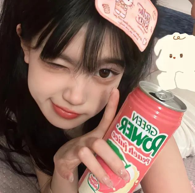 葛妮斯派特洛之风情万种